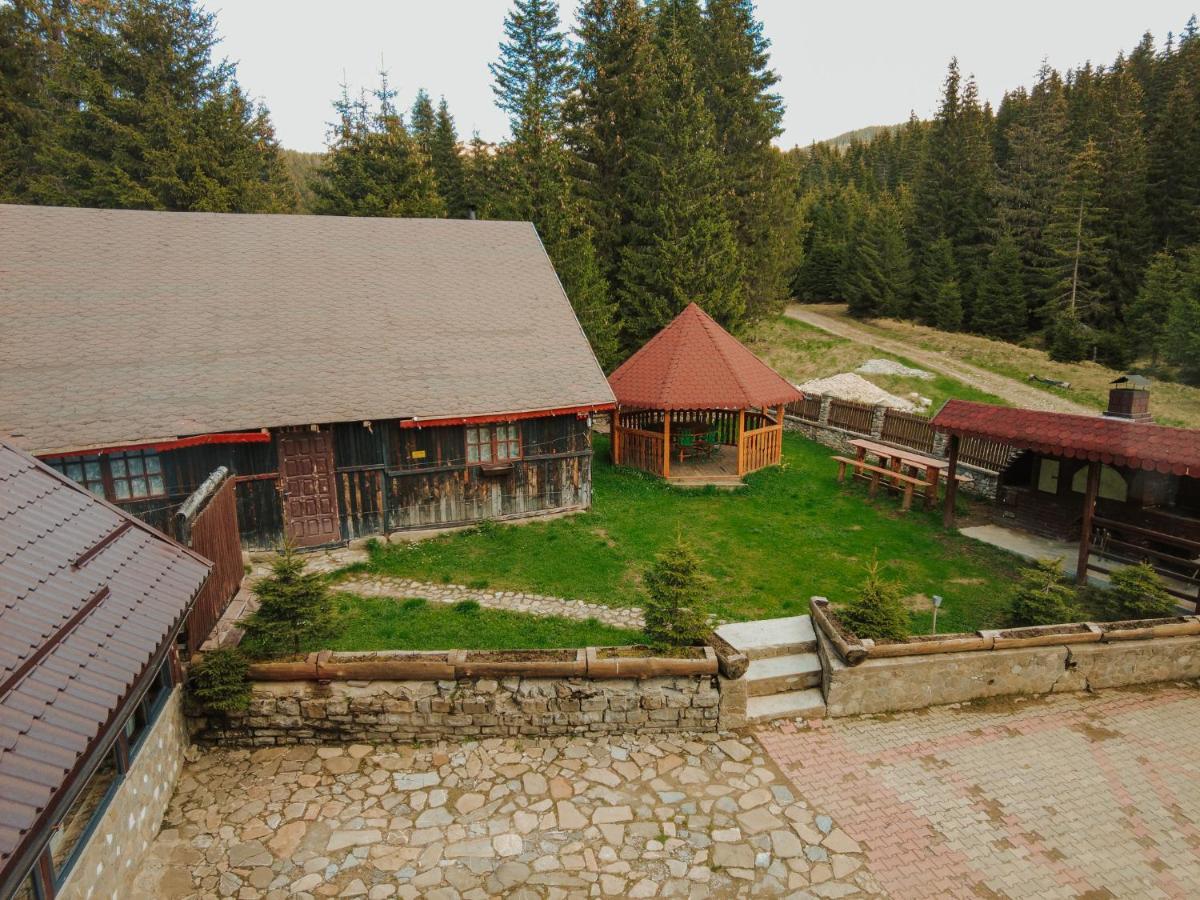 Mounthoff Retreat Villa Moroeni Exterior photo